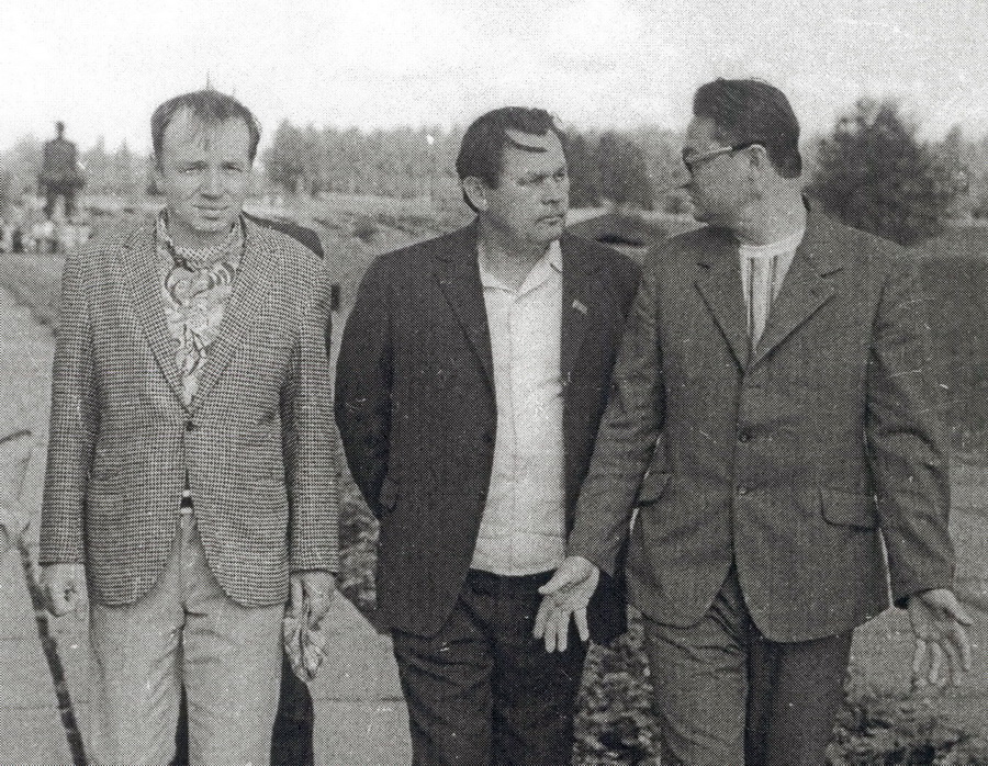 Андрэй Вазнясенскі, Андрэй Макаёнак, Генадзь Бураўкін